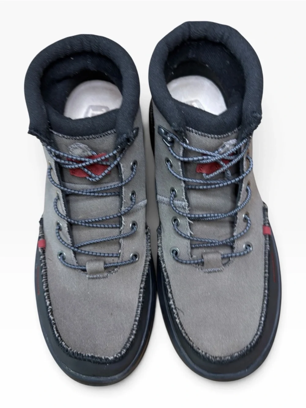 HEYDUDE Bradley Chukka Boots Men’s 13 Gray Black Waxed Canvas Red Like New